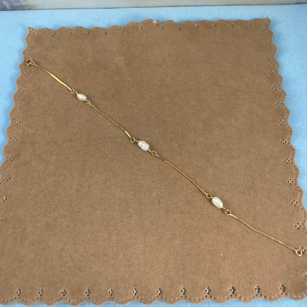 Vintage 14K Gold Cobra Chain & Rice Pearl Bracelet - Picture 4 of 10